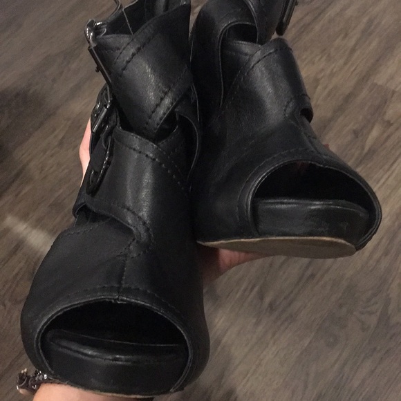Chunky Buckle Aldo Booties - Picture 7 of 7
